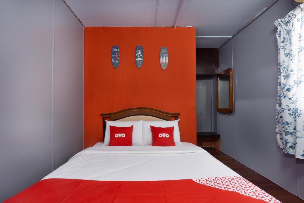 Oyo 89646 Panvill Resort Kampong Pasir Bogak Екстер'єр фото