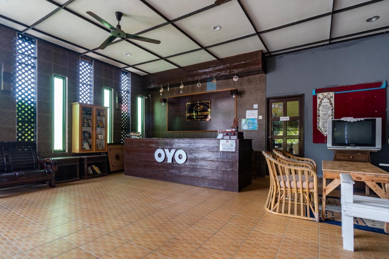 Oyo 89646 Panvill Resort Kampong Pasir Bogak Екстер'єр фото